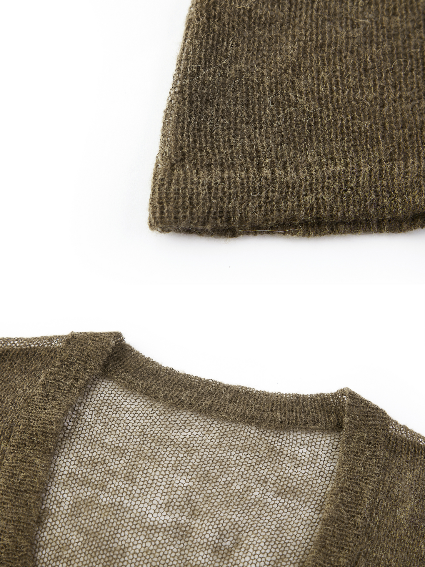 Mesh V-neck Knit Top