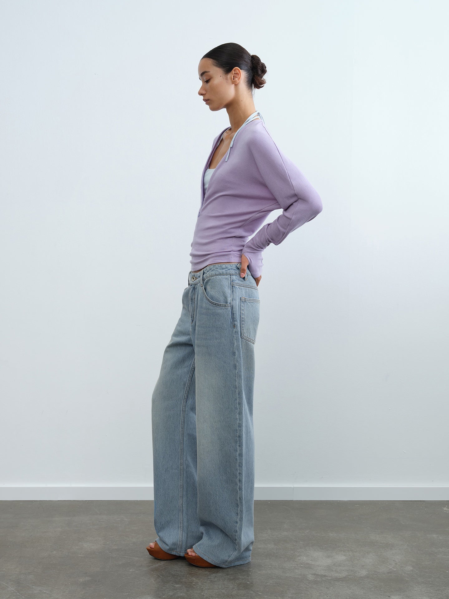 Harper Mid-Rise Banana Jeans