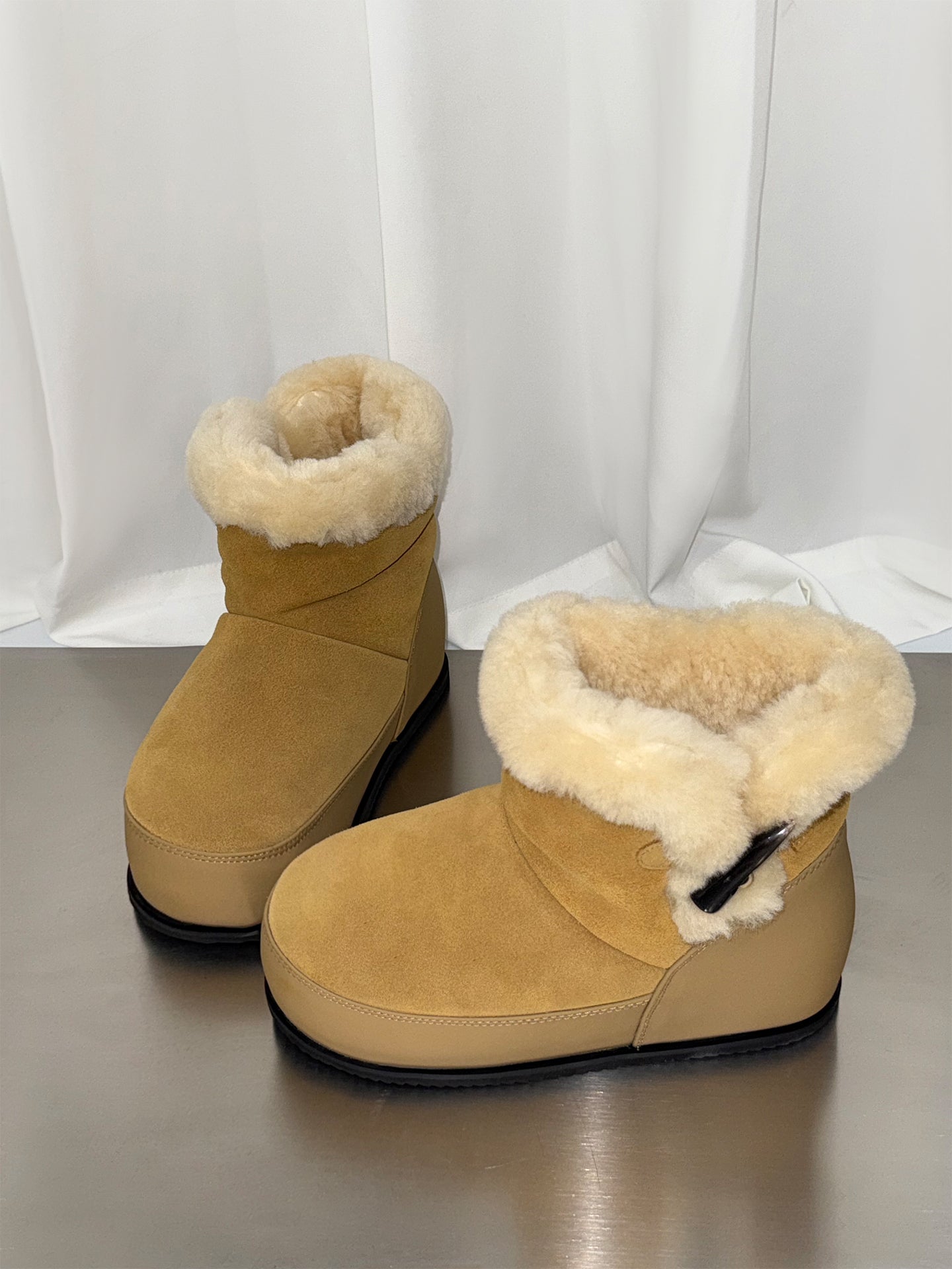 NINI Platform Duffle Low-Top Fur Boots