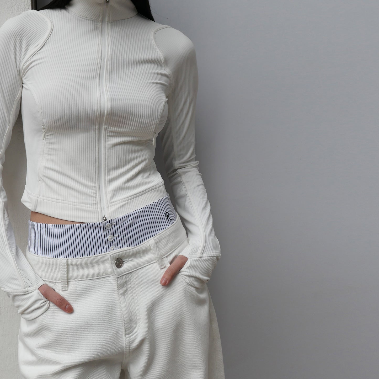 The Curved Shoulder Slim Fit Sport Jacket