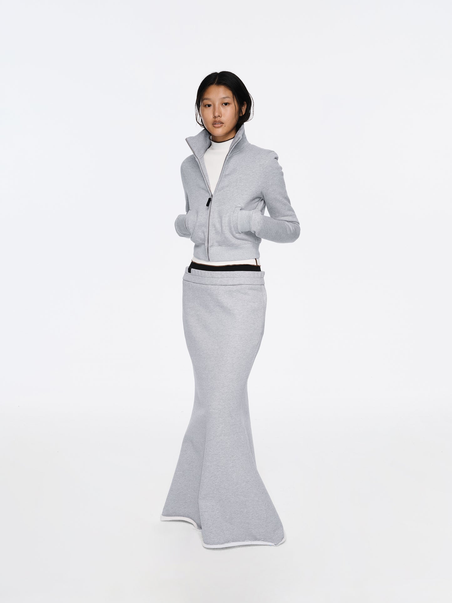 "Inside-out" Elastic Slim Fit Top