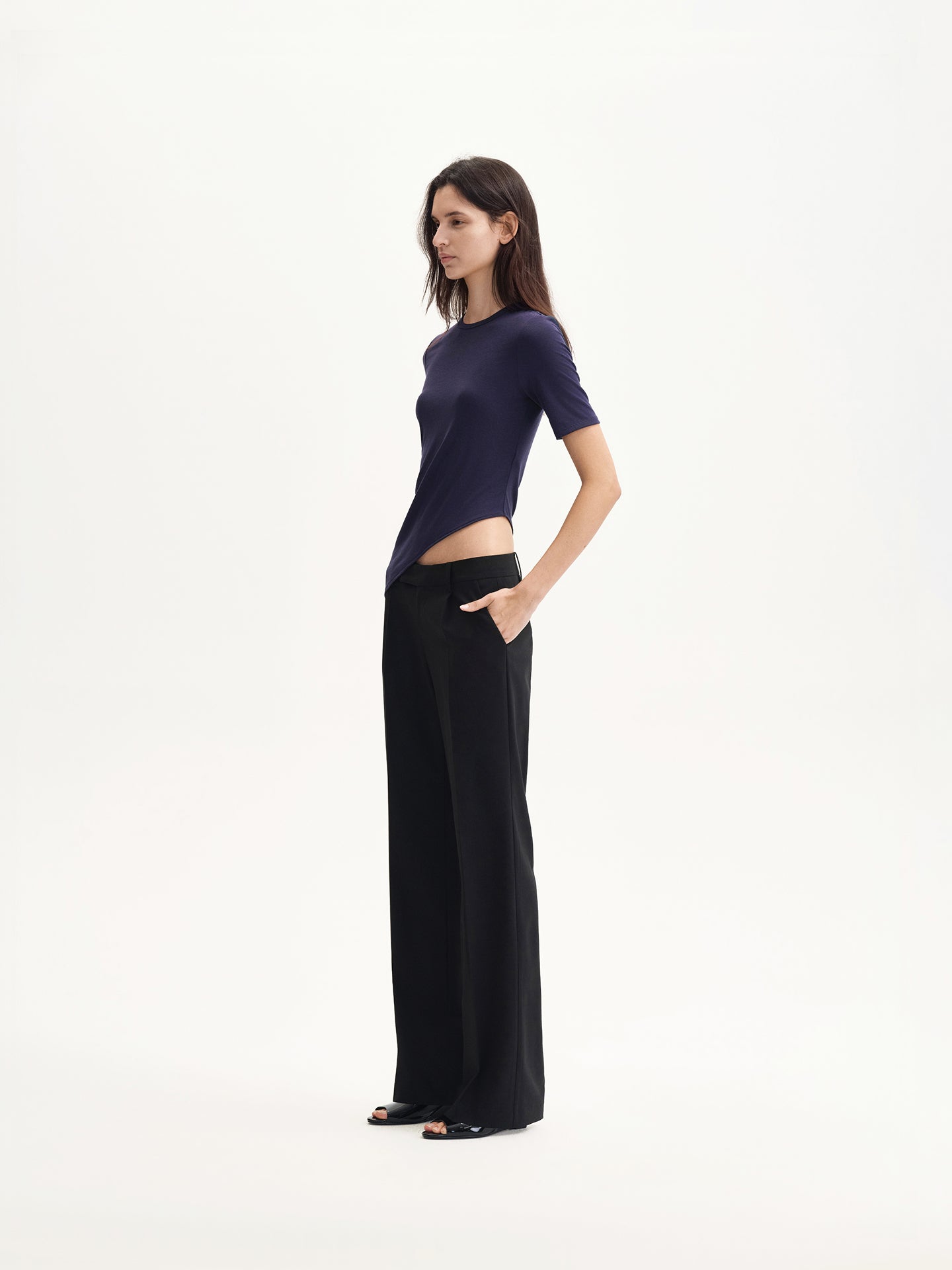 Bias-cut Slim T-shirt