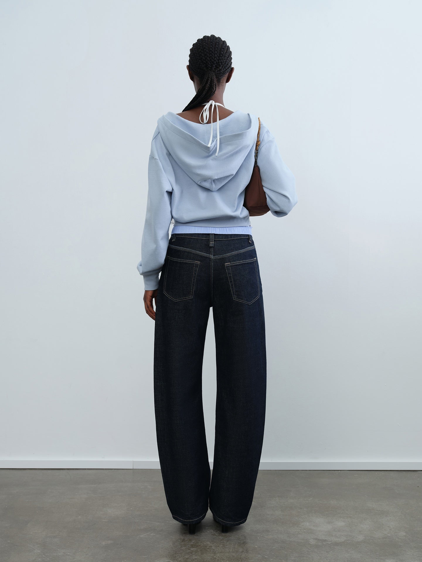 Harper Mid-Rise Banana Jeans