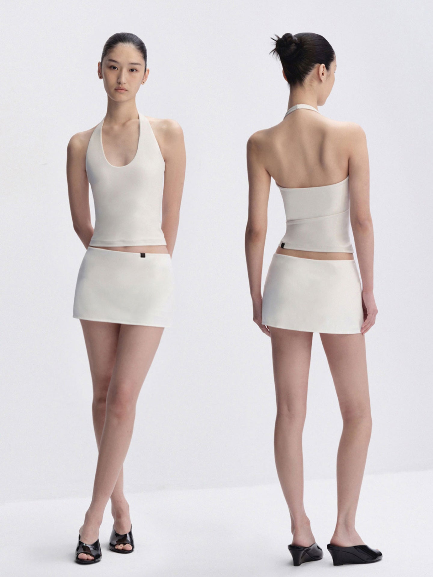 Scoop-Neck Halter Yoga Tank