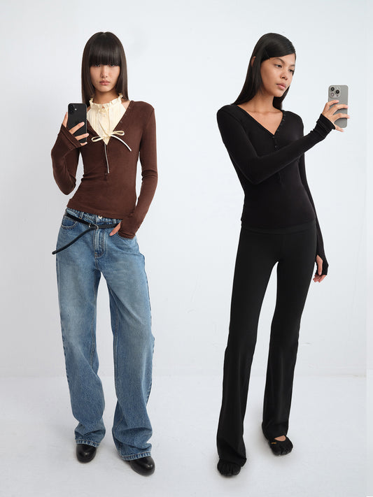 Adjustable V-Neck Buttoned Knit Top