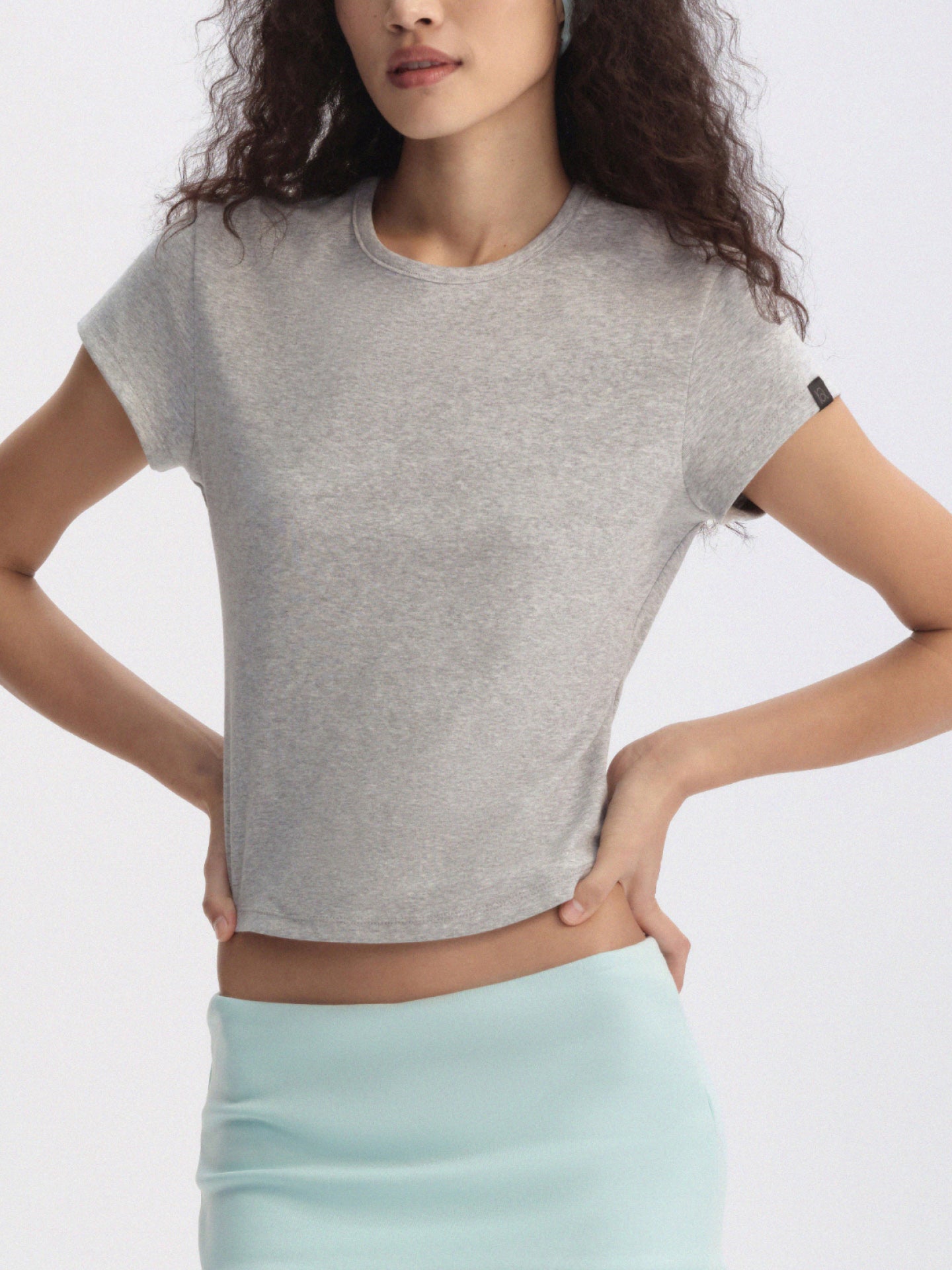 Curved-Hem Cropped Tee