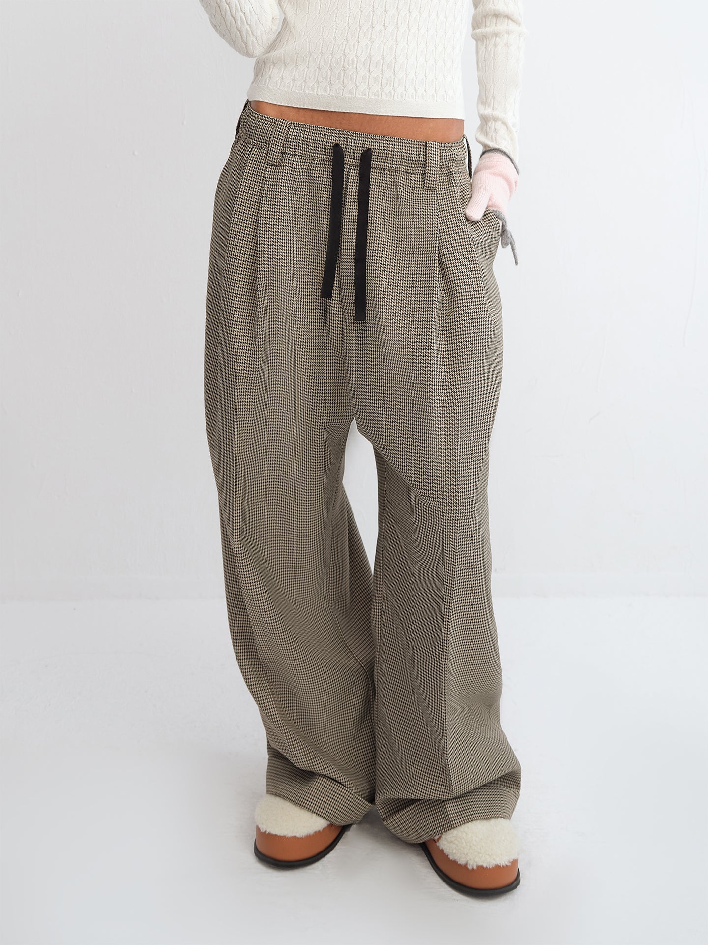 Houndstooth Wide-Leg Pants