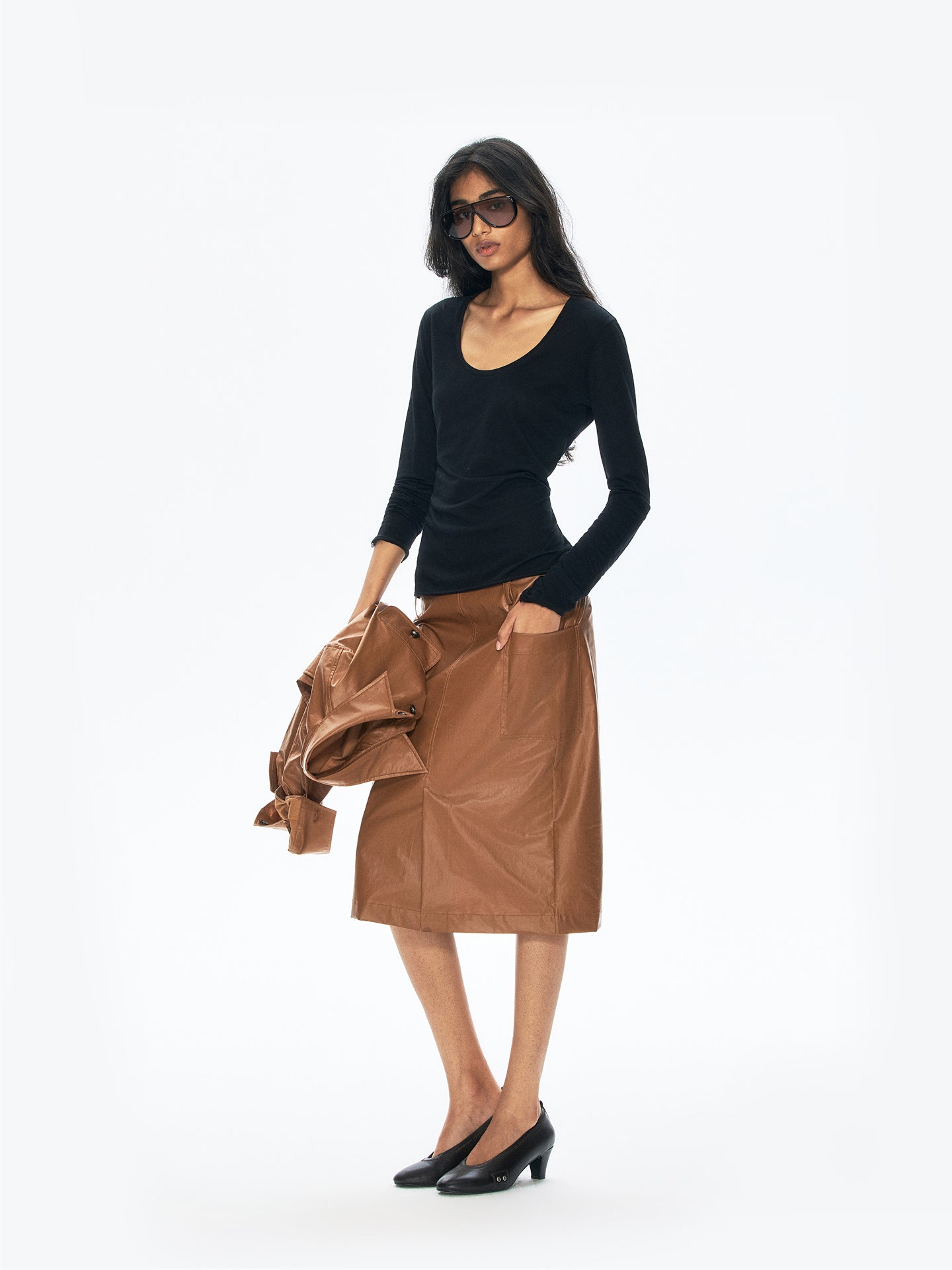 Versatile U-Neck Slim-Fit Long-Sleeve T-Shirt