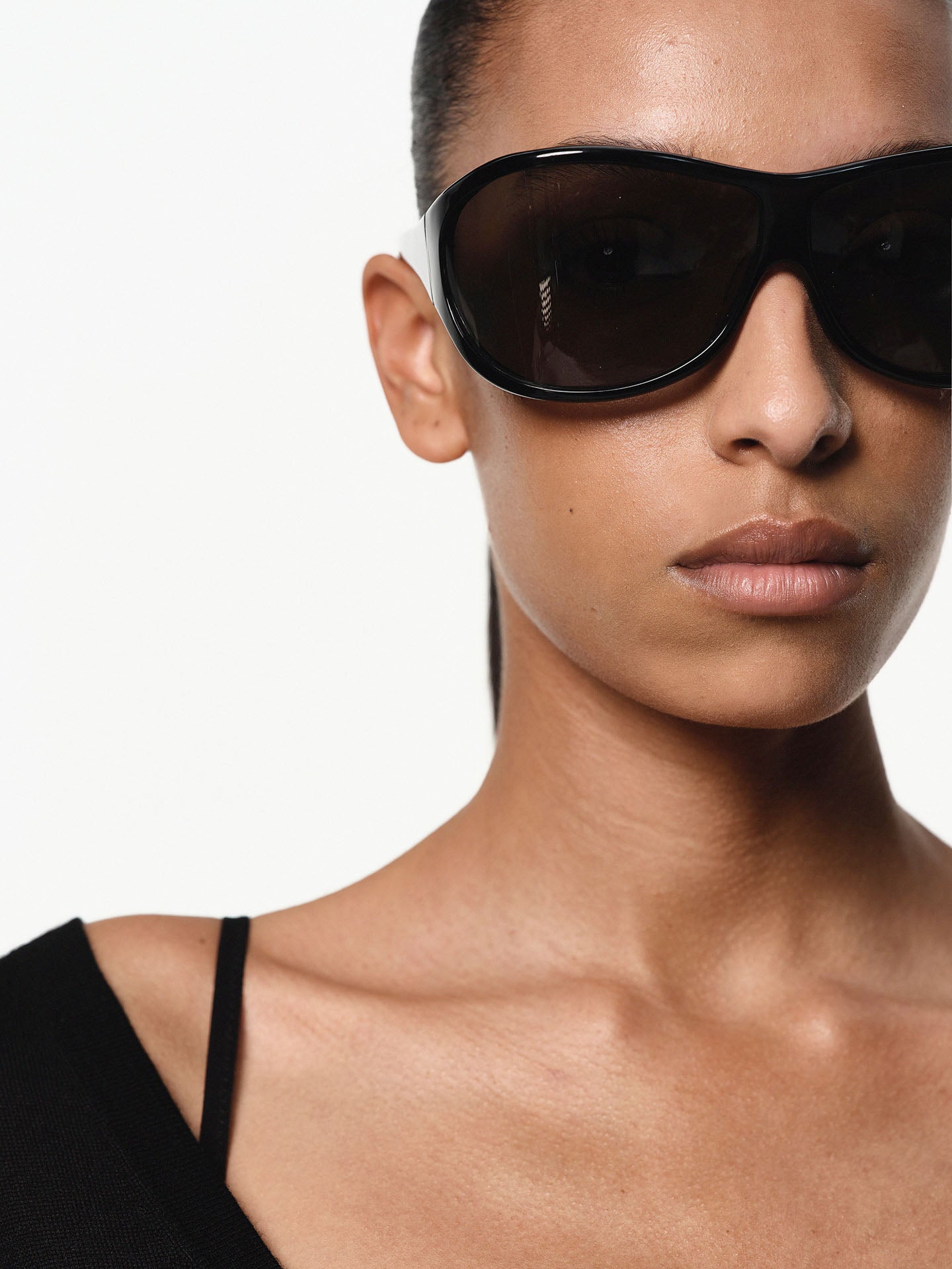 “Moss” Curved Aviator Sunglasses