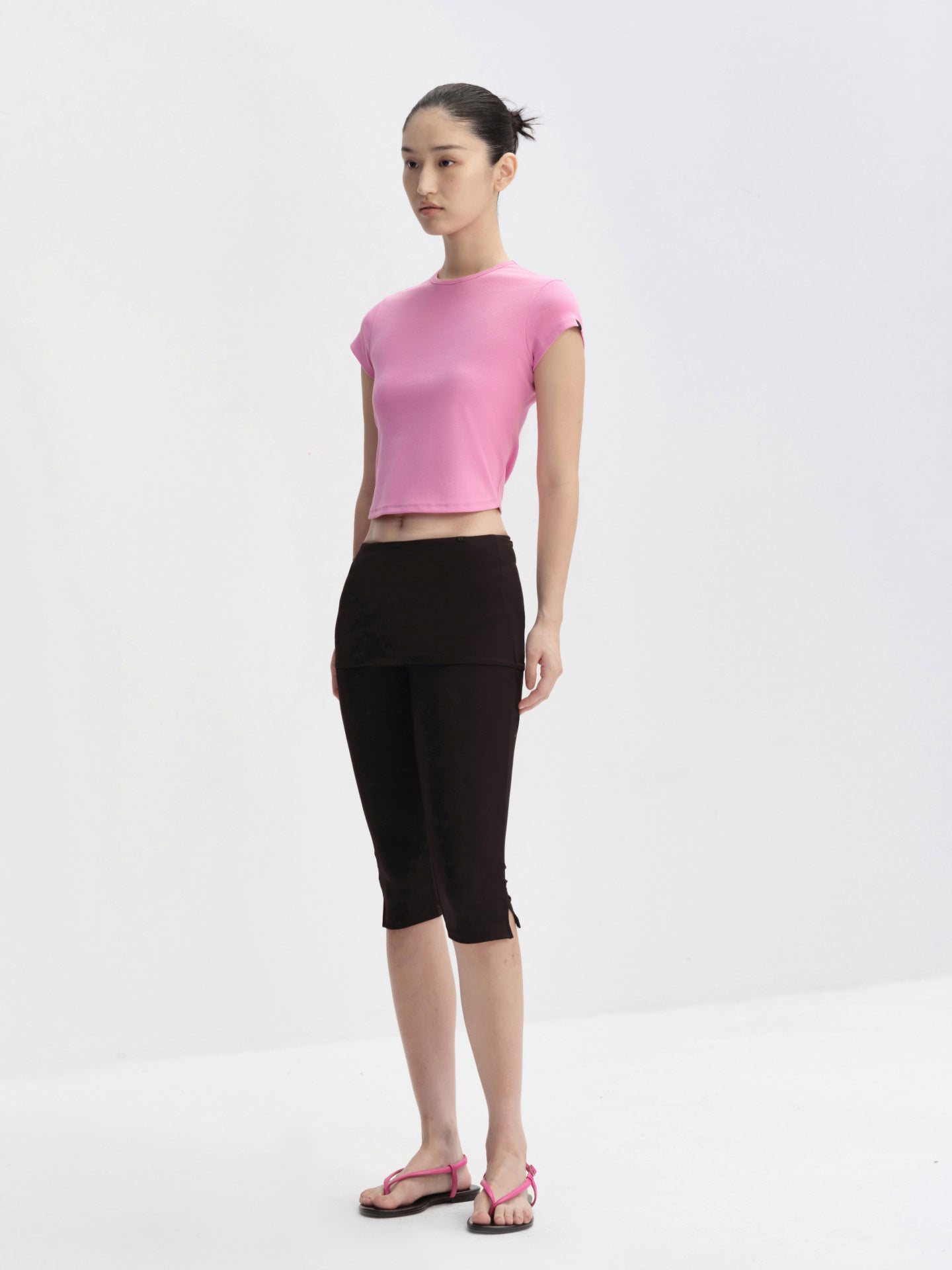 Curved-Hem Cropped Tee
