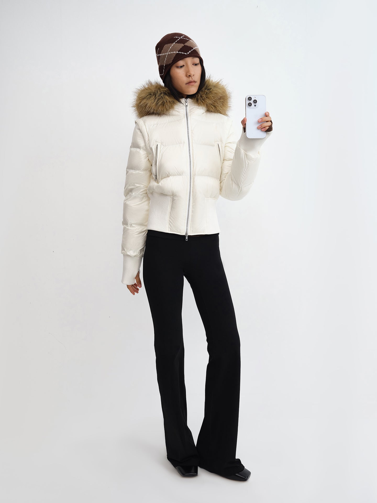 Detachable-Sleeve Fitted Cropped Down Jacket