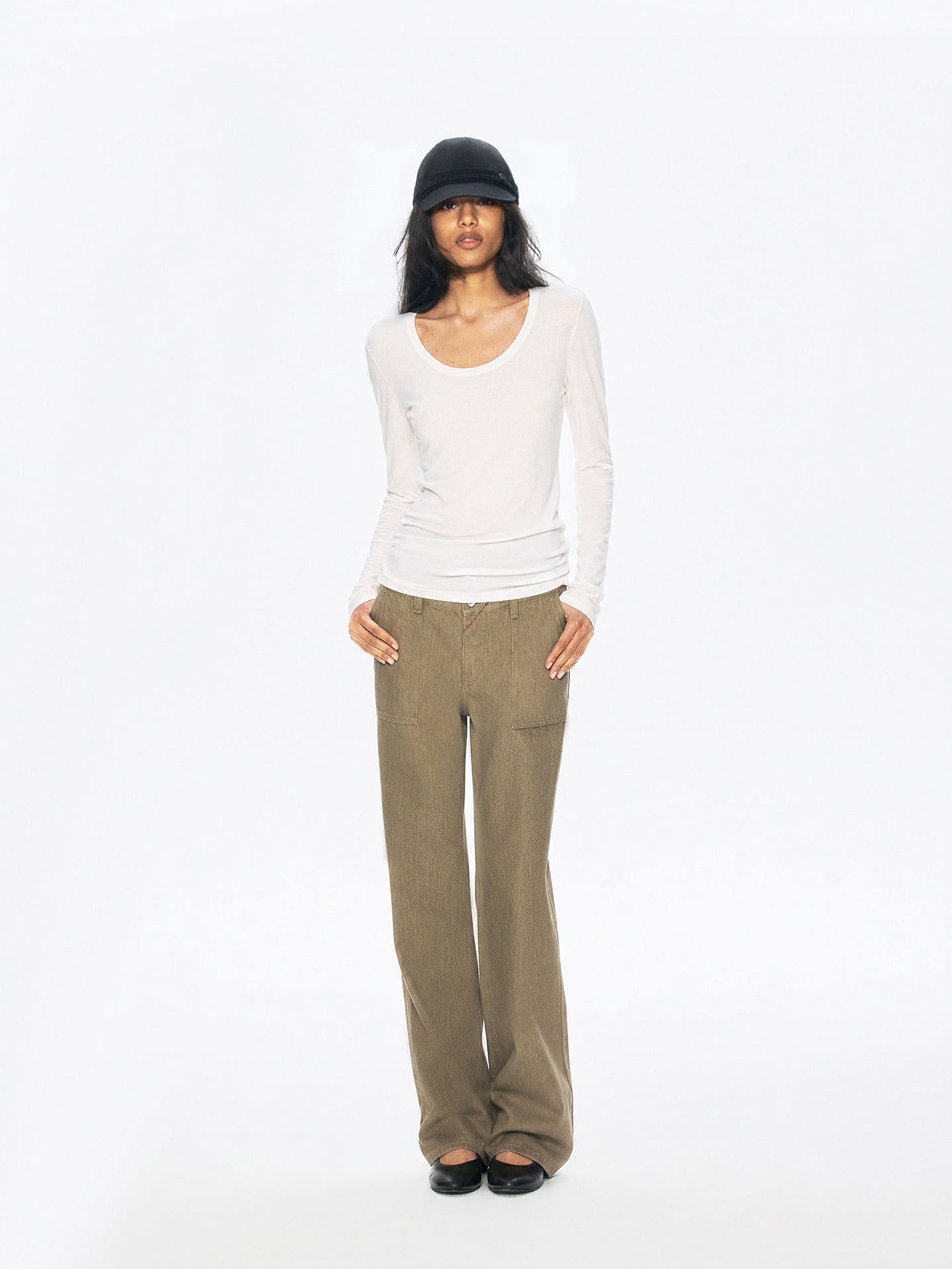 Versatile U-Neck Slim-Fit Long-Sleeve T-Shirt