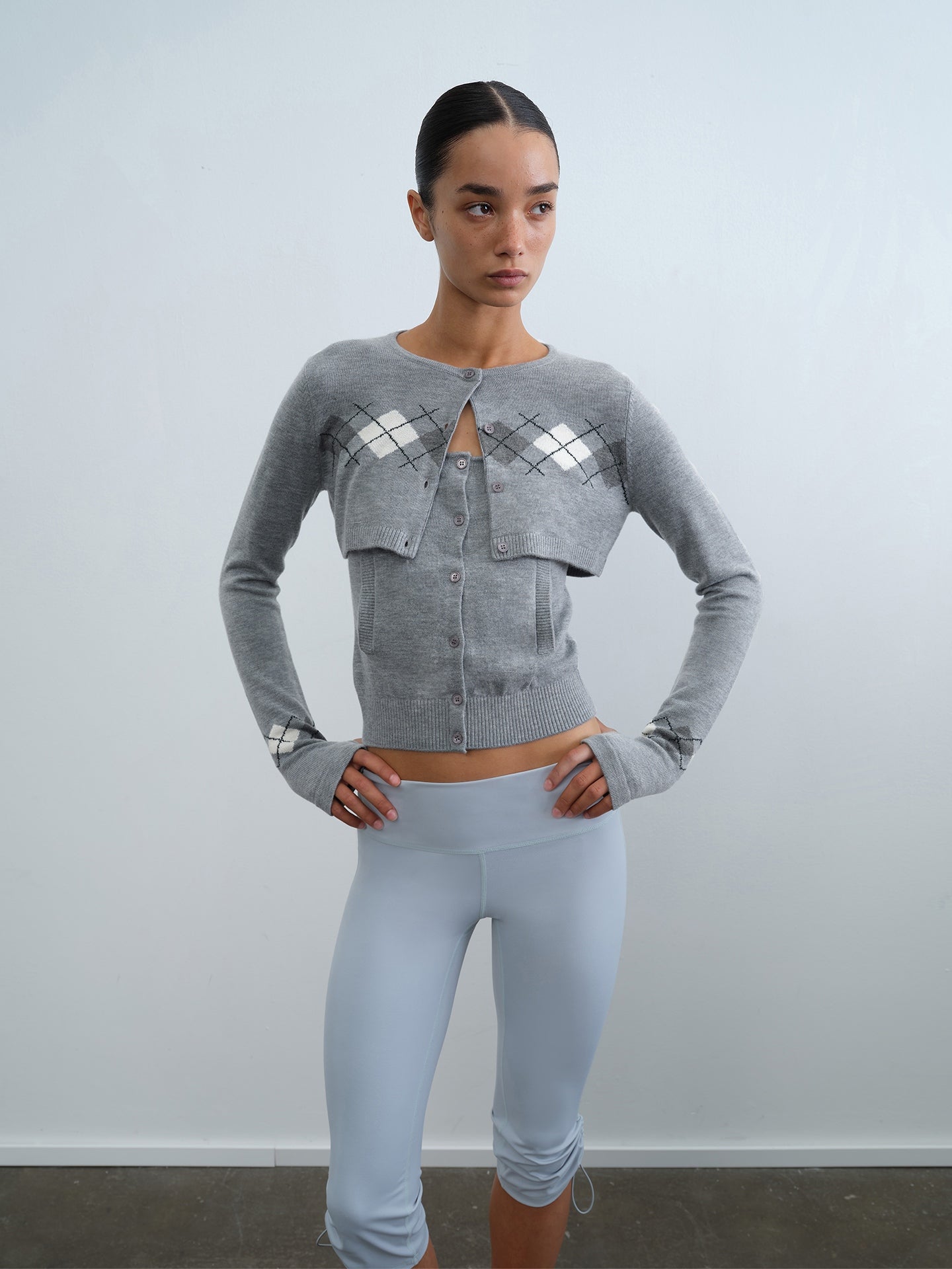 Diamond-Knit Cropped Cardigan/Buttons Knit Tank