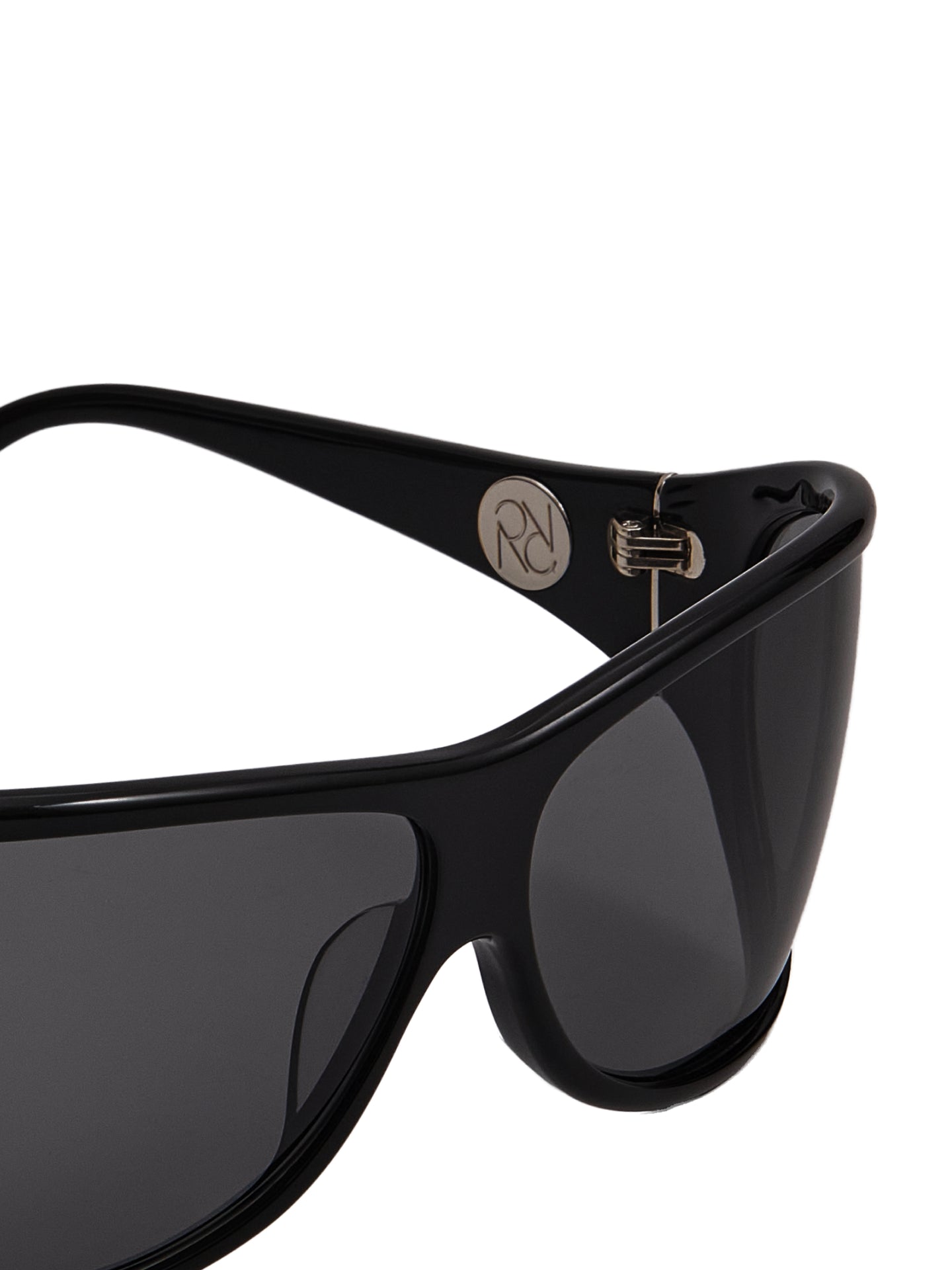 “Moss” Curved Aviator Sunglasses