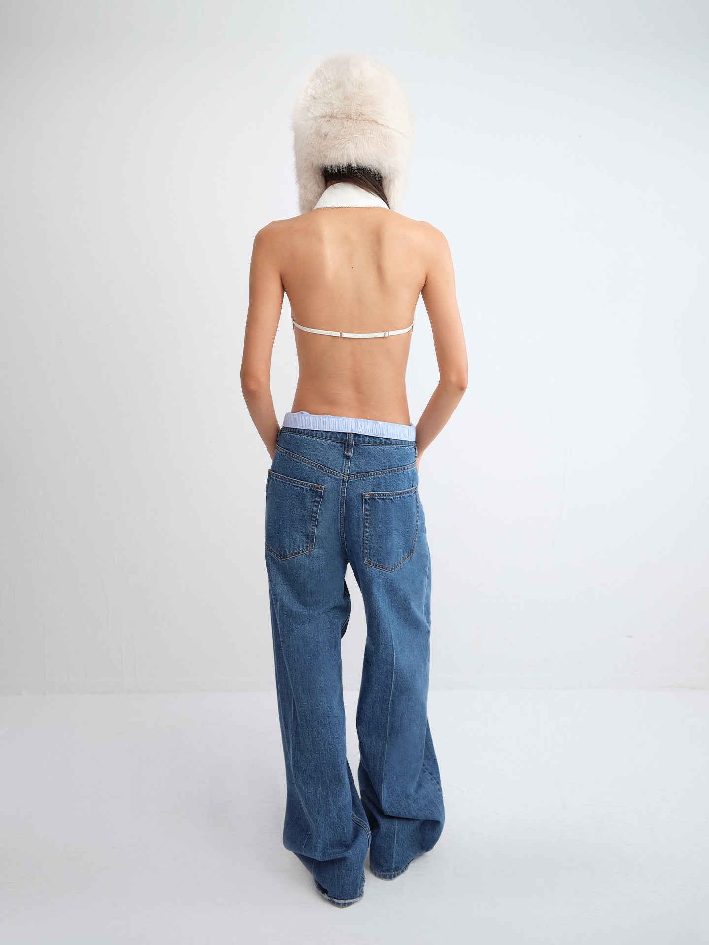 Adjustable Open Back Collar