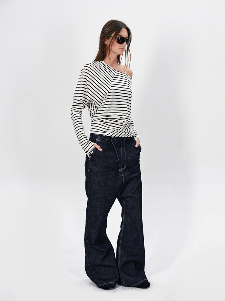 KINI01 Low-Crotch Indigo Flared Jeans