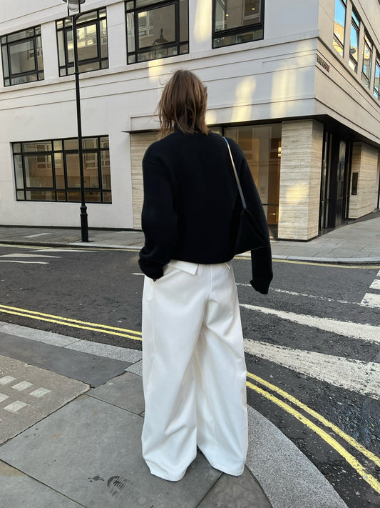The Casual White Trousers